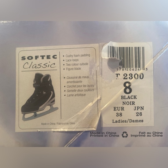 New Black Softtec Skates - Picture 3 of 4
